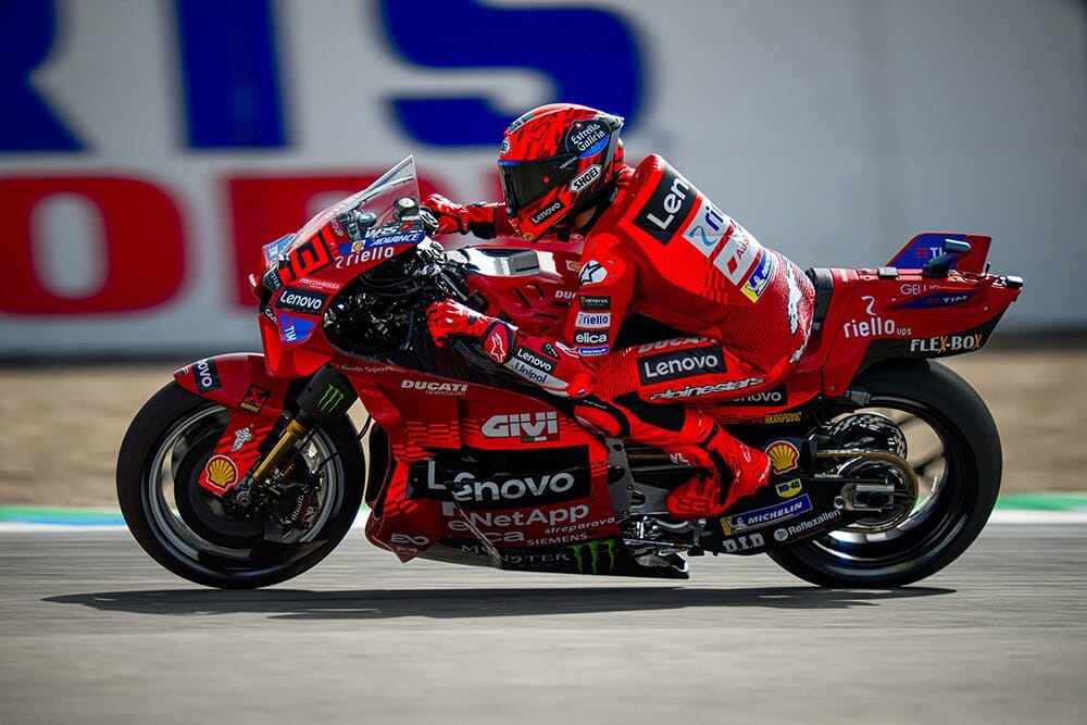 https://www.gp-inside.com/content/images/2025/04/marc-marquez-test-jerez-motogp-2025.jpg