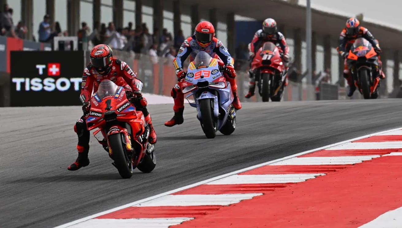Bagnaia sur son clash avec Marquez : « Pour moi, ce n'était pas risqué »