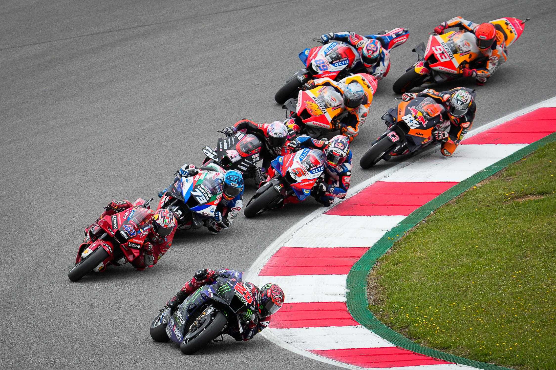 La saison de MotoGP 2023 débutera à Portimao le 26 mars