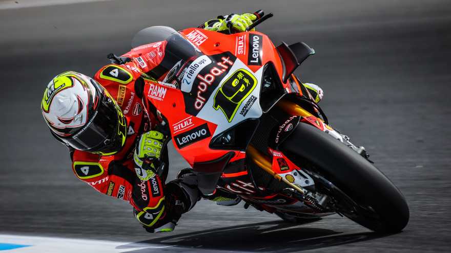 Barcelone, WSBK (FP2) : Bautista d'un rien devant Rea