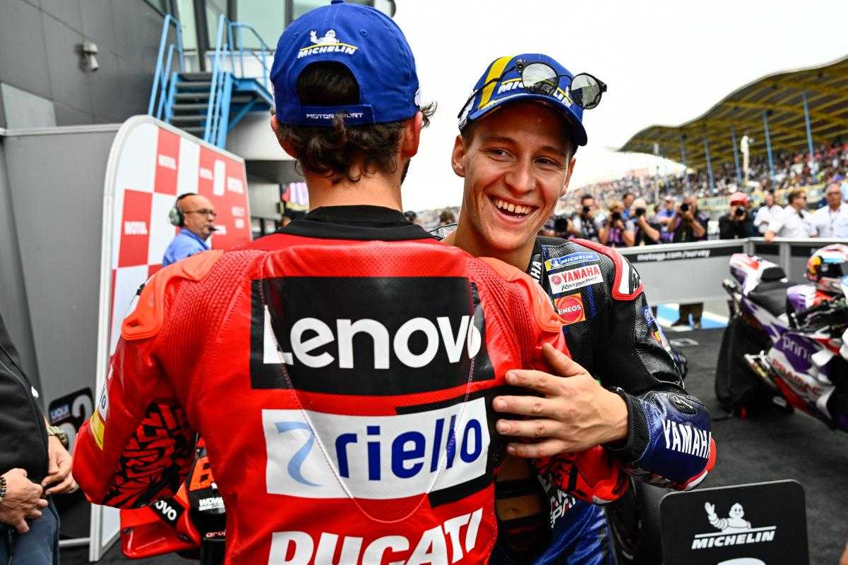 Quartararo désigne Bagnaia comme rival principal pour le titre