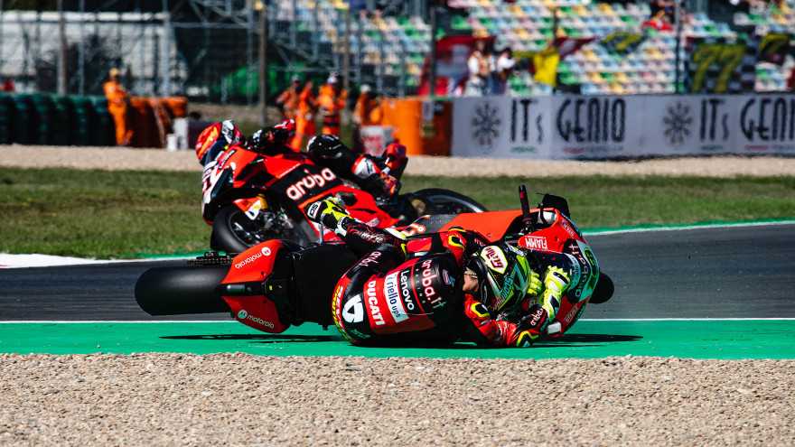 « Je n'ai jamais voulu le toucher » : Rea livre sa version des faits (Magny-Cours)