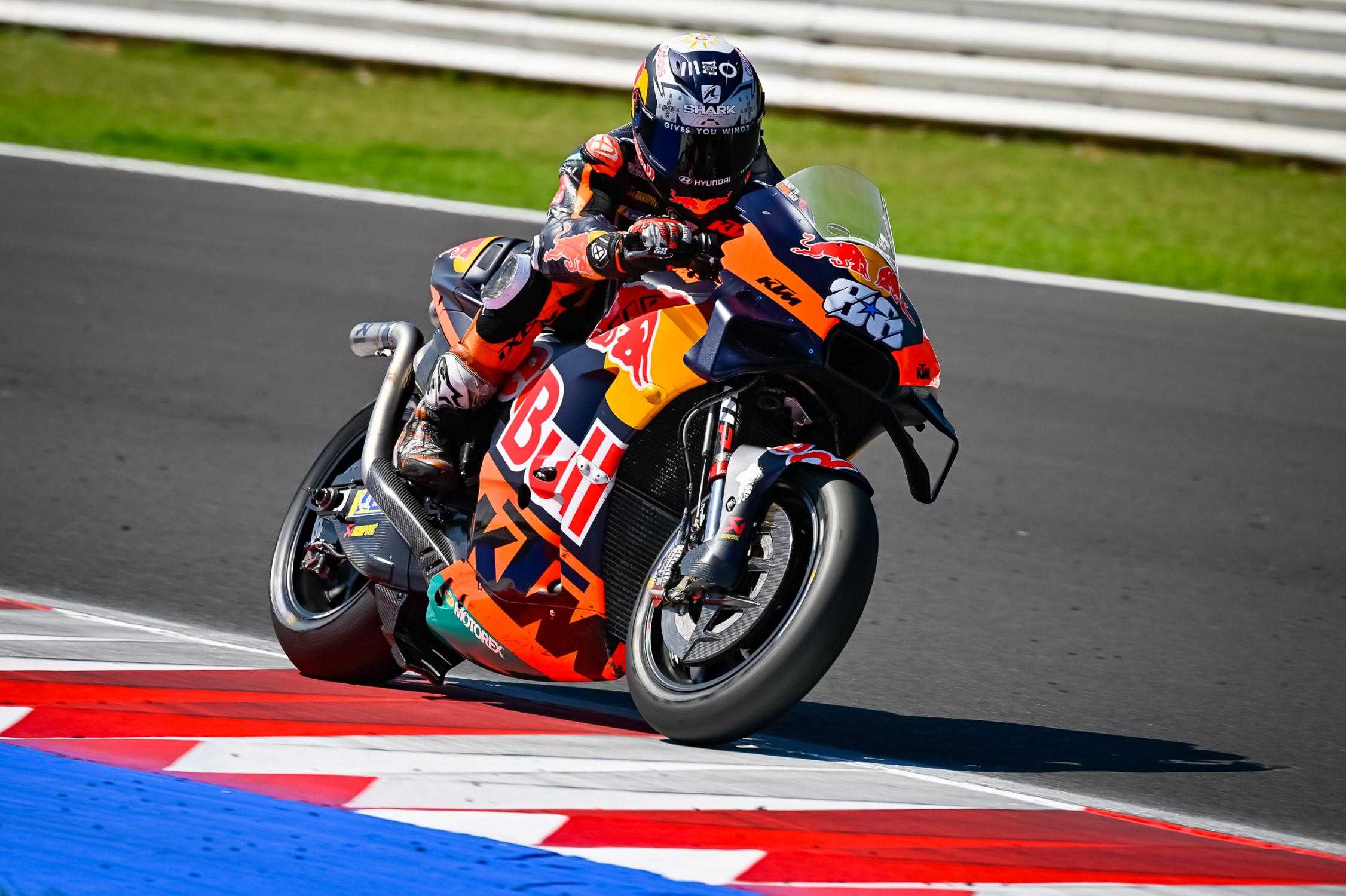 Aragon, MotoGP (FP4) : Oliveira surprend, Quartararo a du rythme