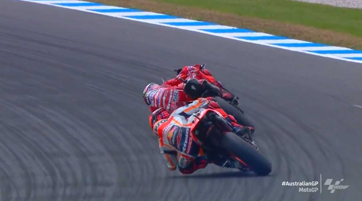 « De plus en plus proche des meilleurs » : Marquez enflamme Phillip Island !