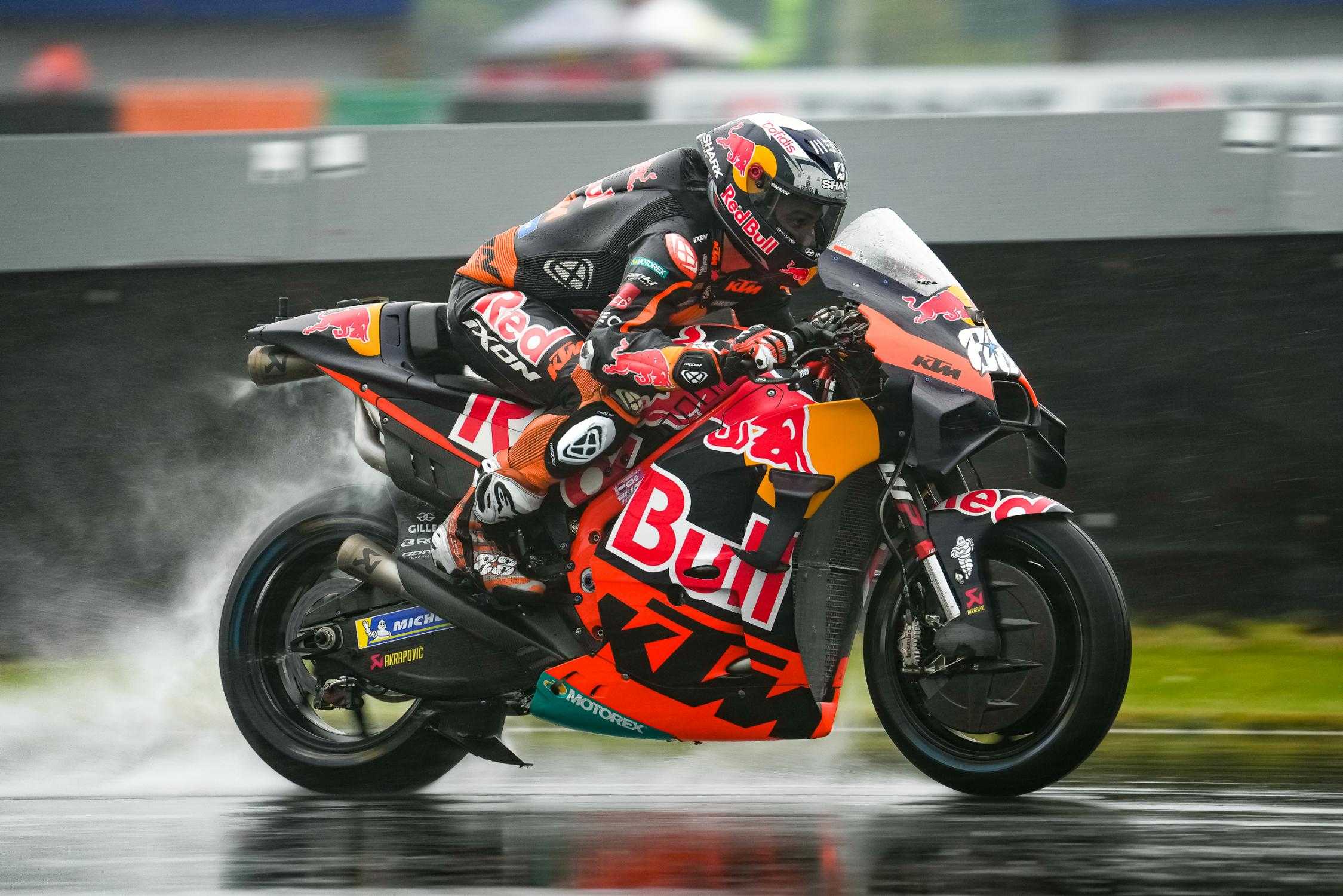 Thaïlande, MotoGP : Oliveira gagne, le cas Bagnaia/Zarco fait débat