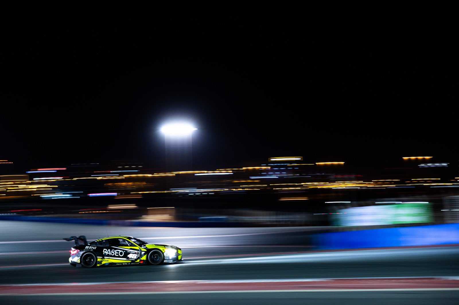 Valentino Rossi sur le podium des 24H de Dubaï