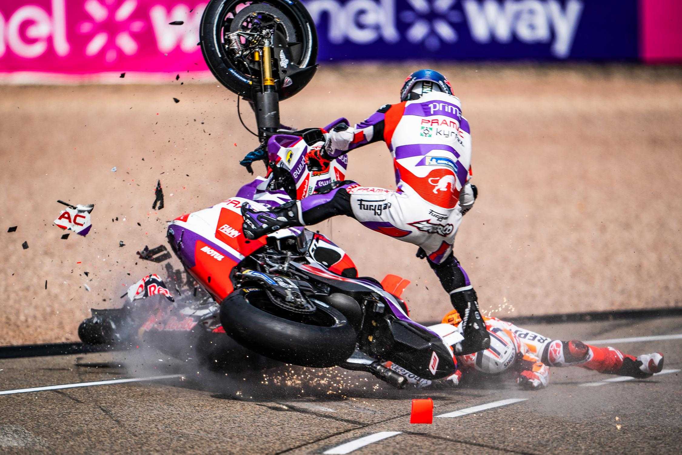 A. Marquez défend son frère : Zarco aurait dû l'éviter
