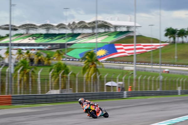Moto3 : Course retardée après la collision entre Rueda et Dettwiler