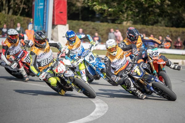 Édition spéciale 35e anniversaire au Superbiker de Mettet