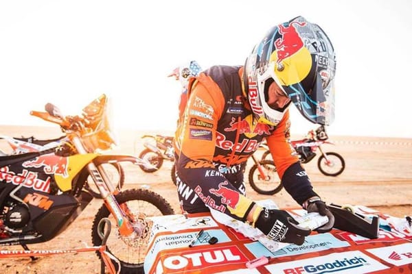 Dakar, Étape 5 : Price devant... Petrucci !