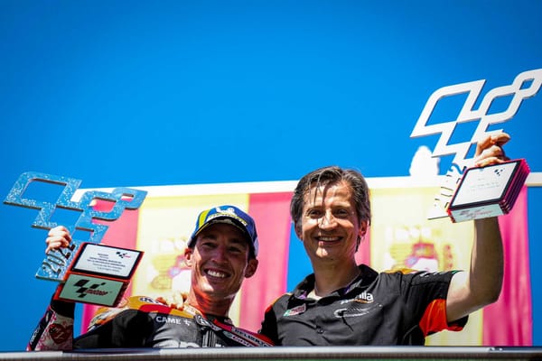 3 courses, 9 pilotes sur le podium !