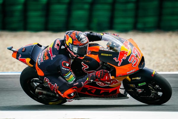 Assen, Moto2 : Fernandez vainqueur en maîtrise