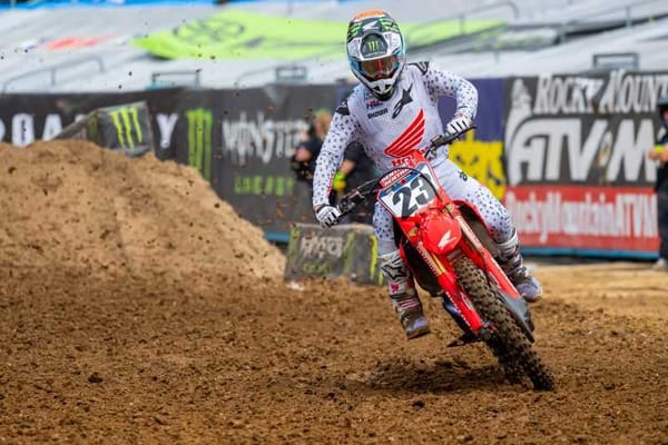 SX Nashville : Webb blessé, Sexton dernier rival de Tomac