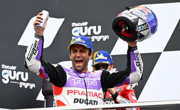 « Il a accompli son rêve » : le paddock célèbre la victoire de Zarco